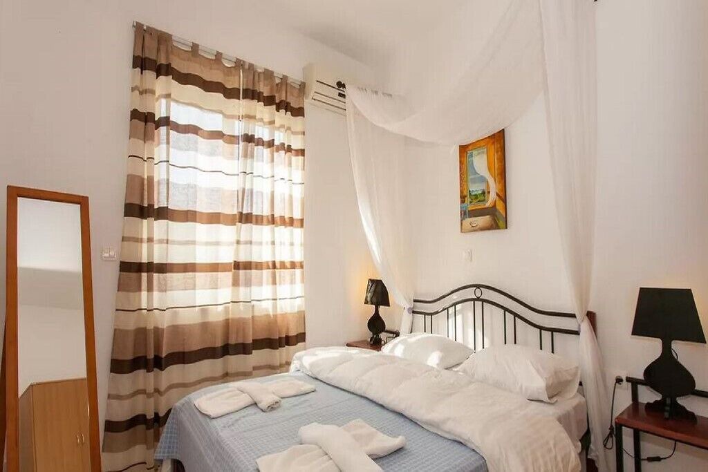 Photo of Bedroom in Kato Stalos