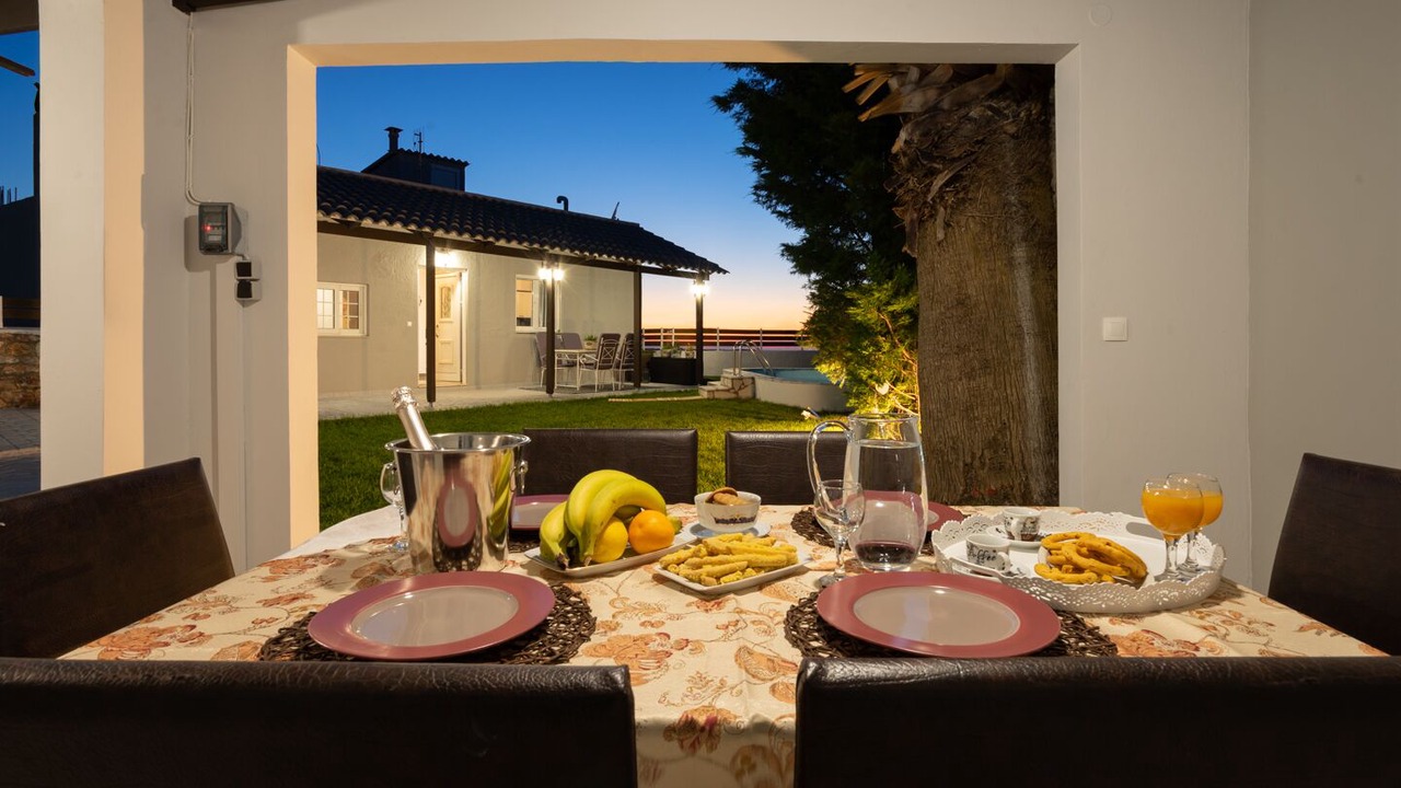Photo of Outdoor in Salakos
