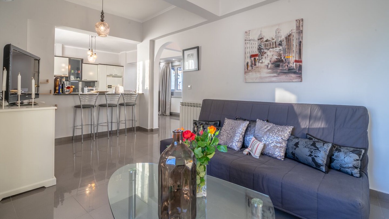 Photo of Livingroom in Salakos