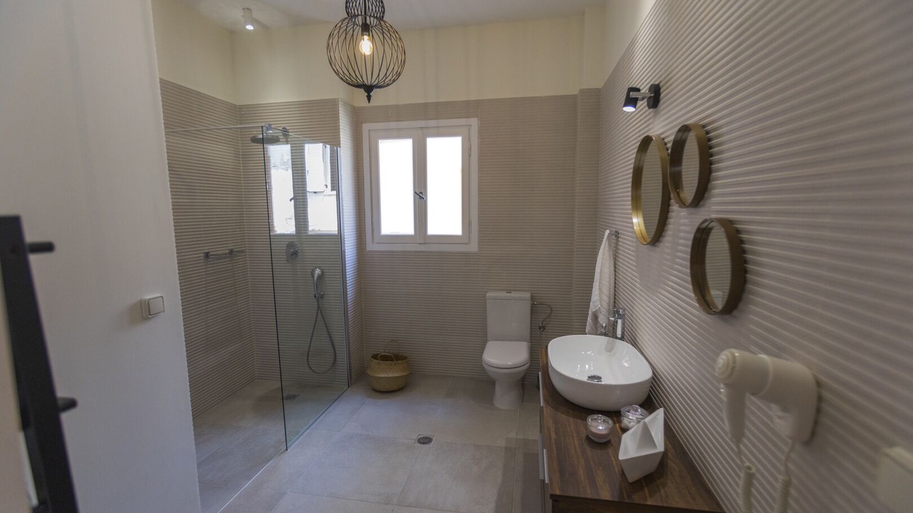 Photo of Bathroom in Argostoli Town