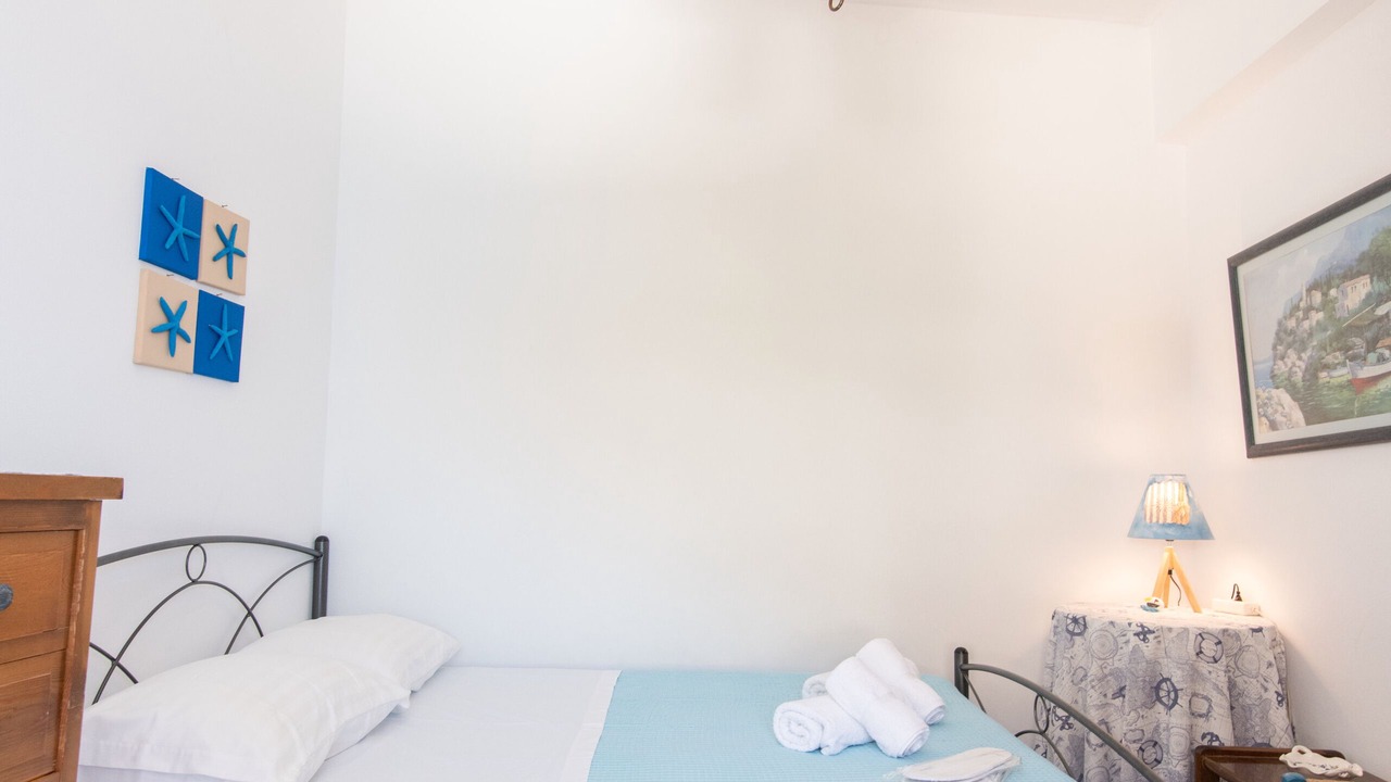 Photo of Bedroom in Exomvourgo