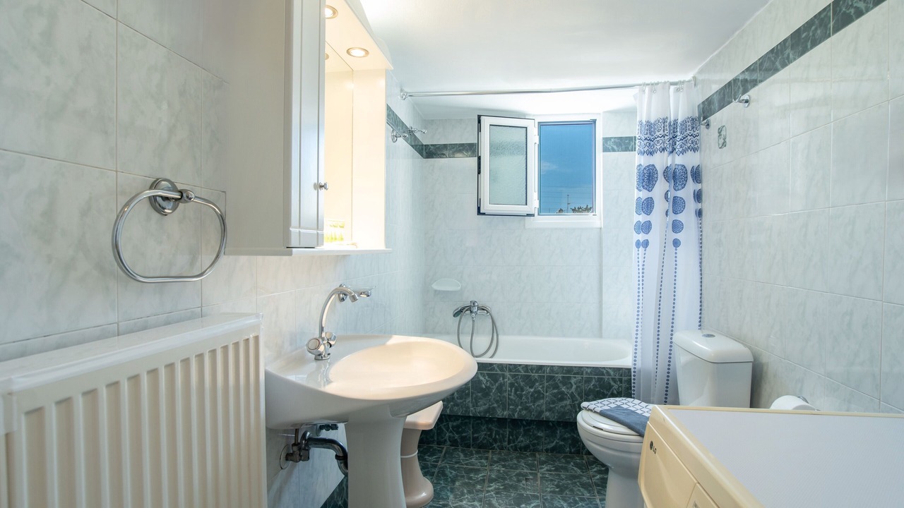 Photo of Bathroom in Paros