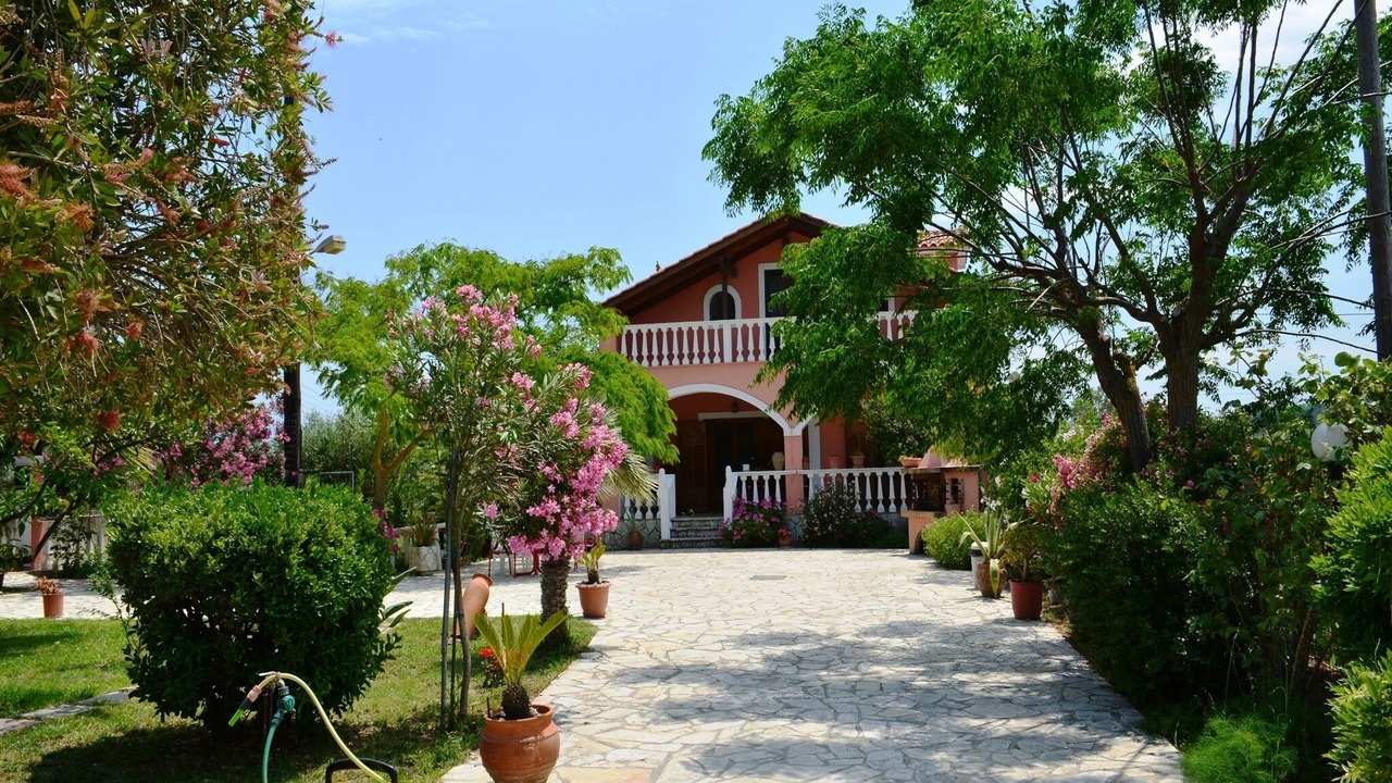 Photo of Outdoor in Agrilia