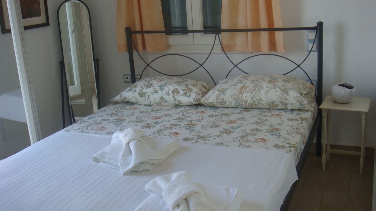 Photo of Bedroom in Ampelas