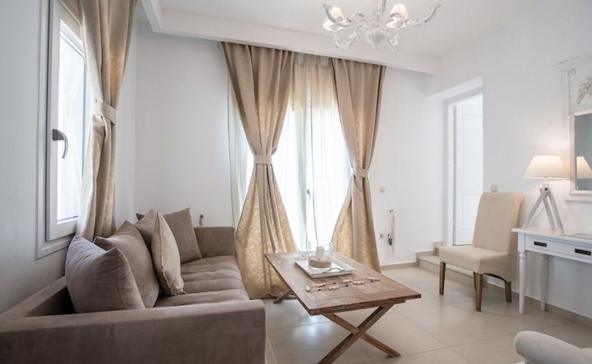 Photo of Livingroom in Stelida