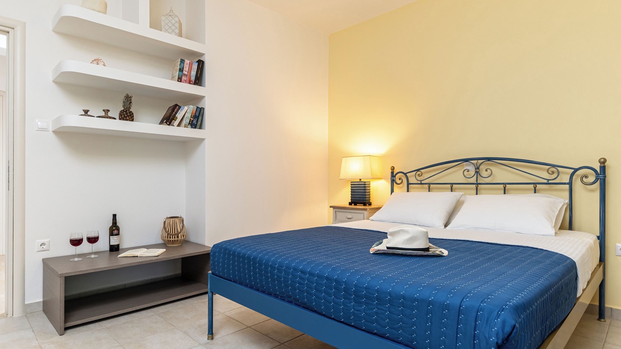 Photo of Bedroom in Mikri Vigla