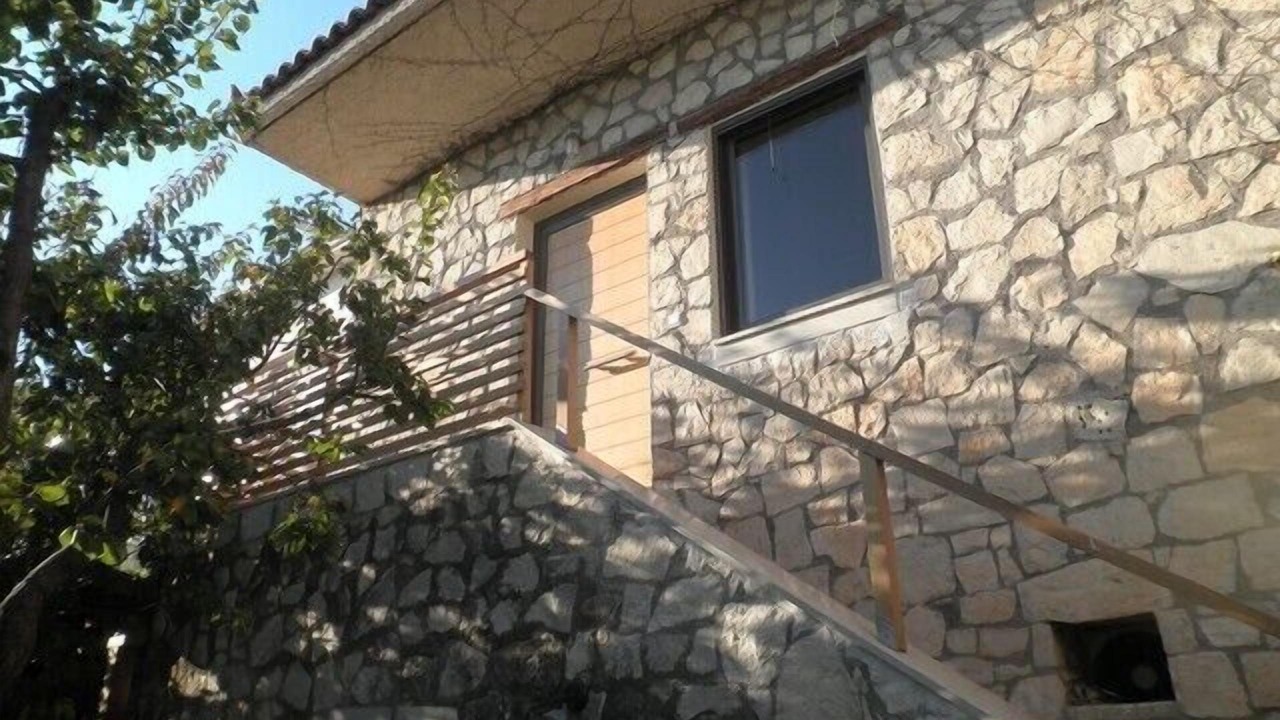Photo of Outdoor in Monopari