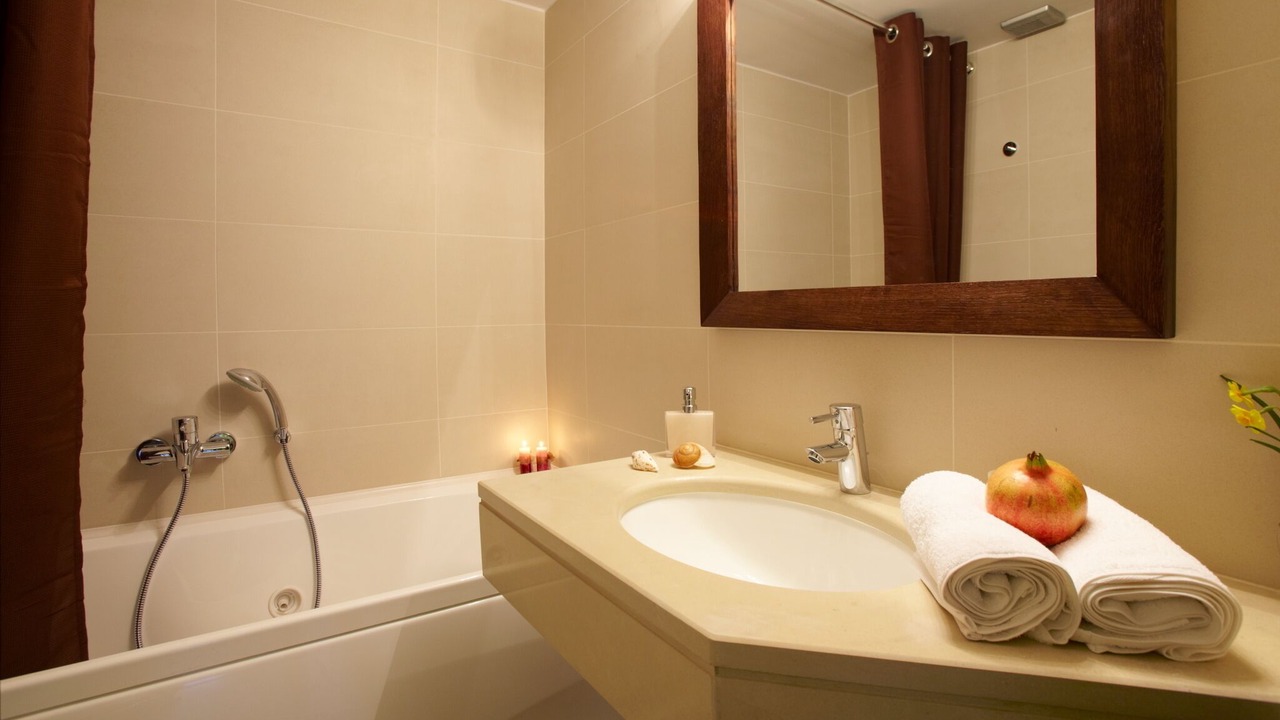 Photo of Bathroom in Monopari