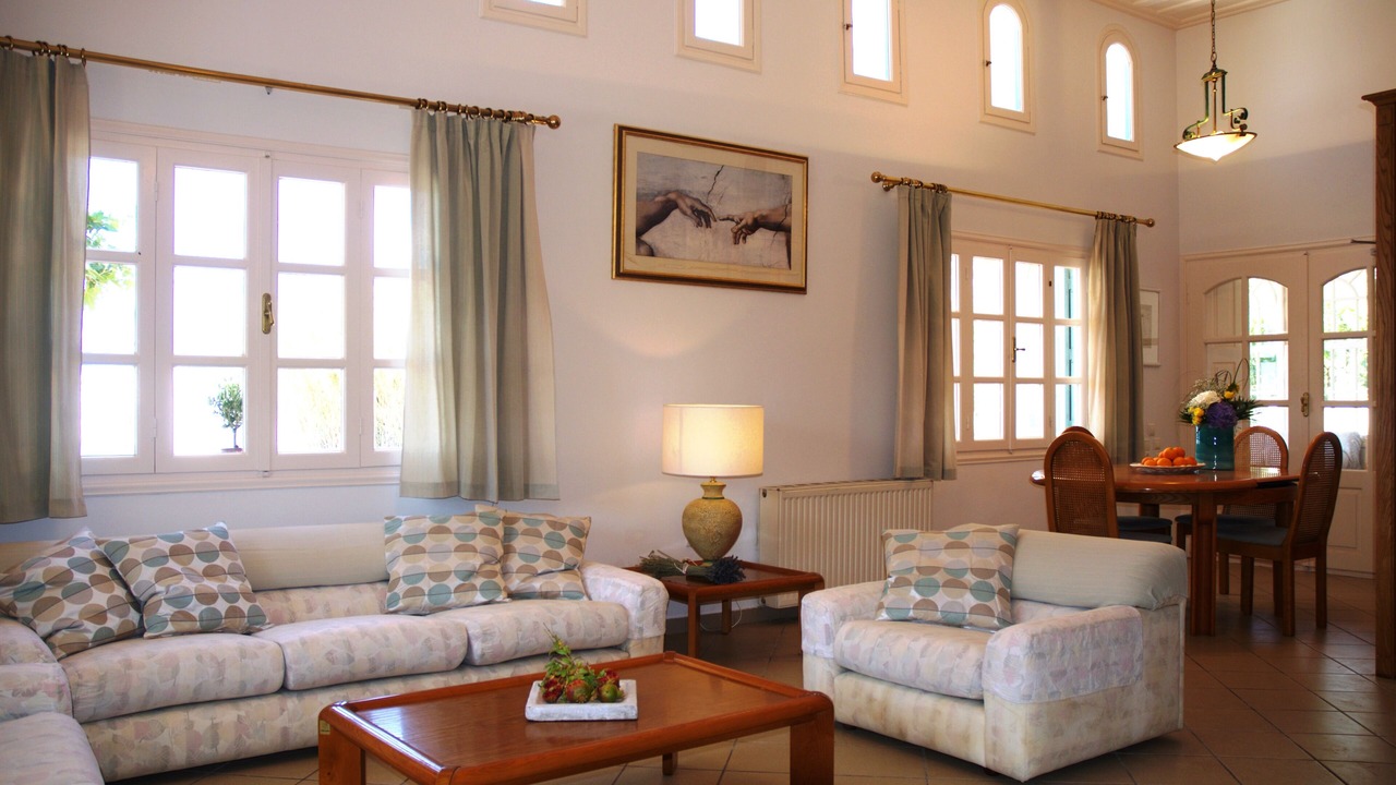 Photo of Livingroom in Ormos Koumeikon