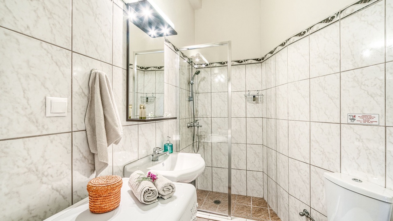 Photo of Bathroom in Sokraki