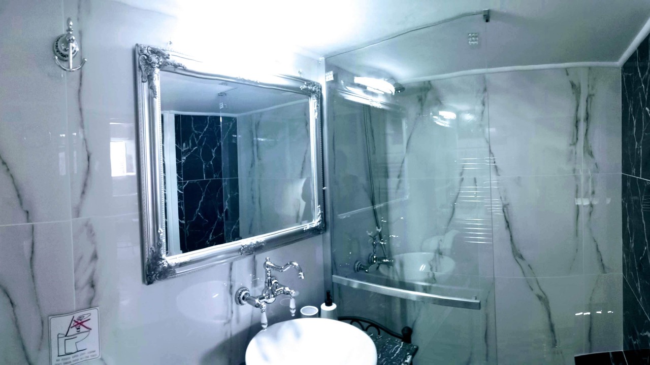 Photo of Bathroom in Thissio