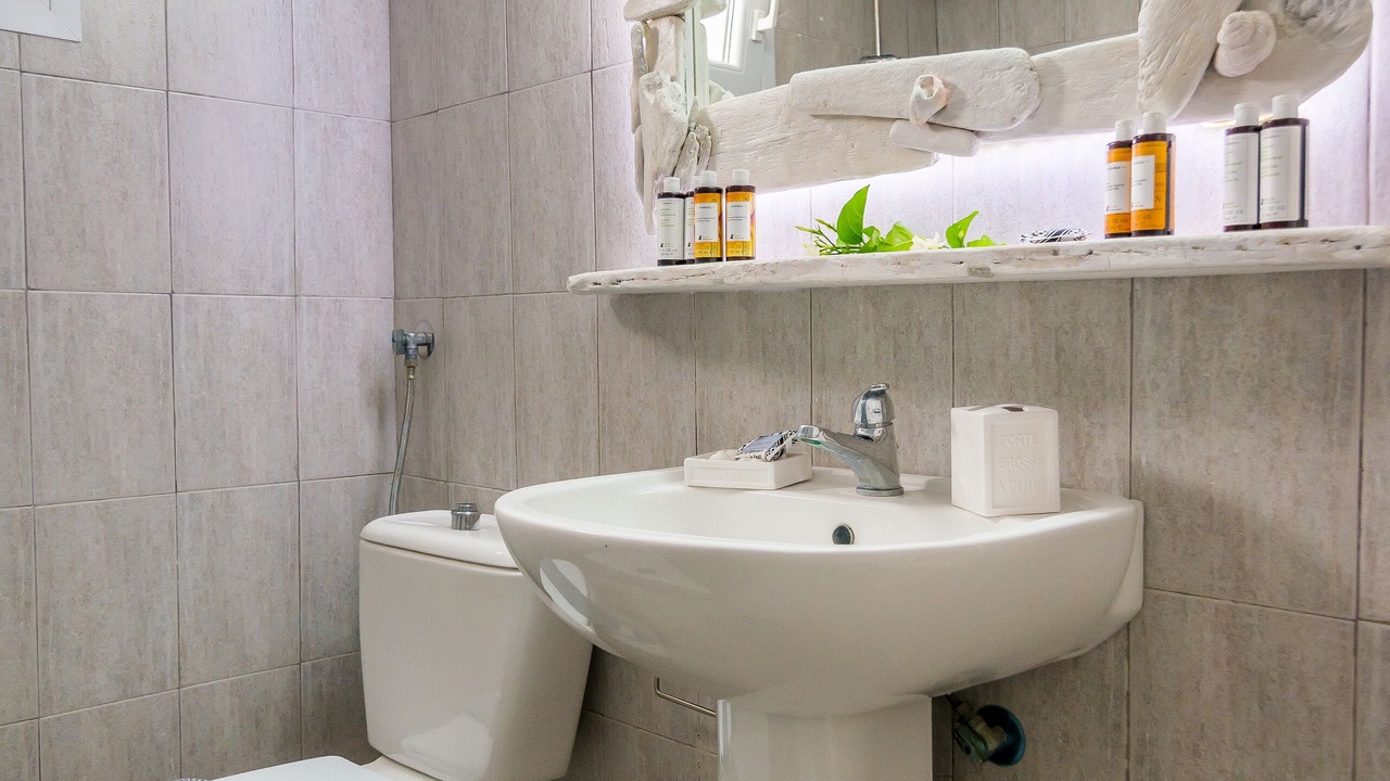Photo of Bathroom in Mandrakia
