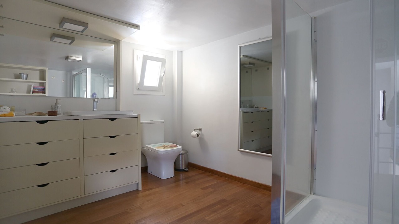 Photo of Bathroom in Thymari