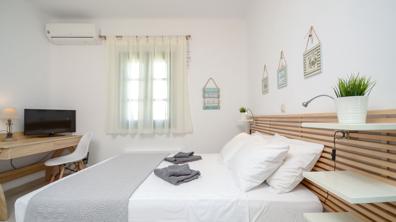 Photo of Bedroom in Agia Anna