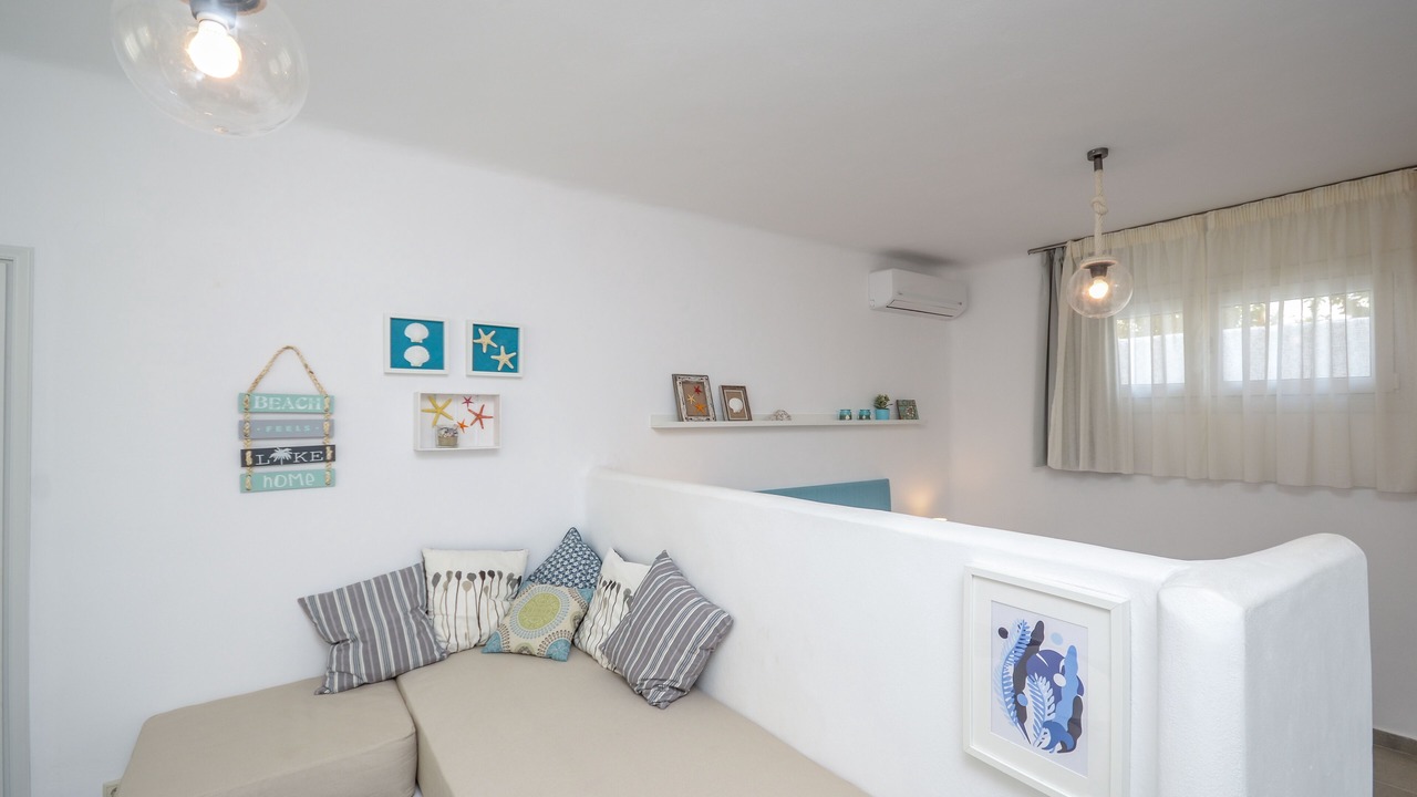 Photo of Livingroom in Agia Anna