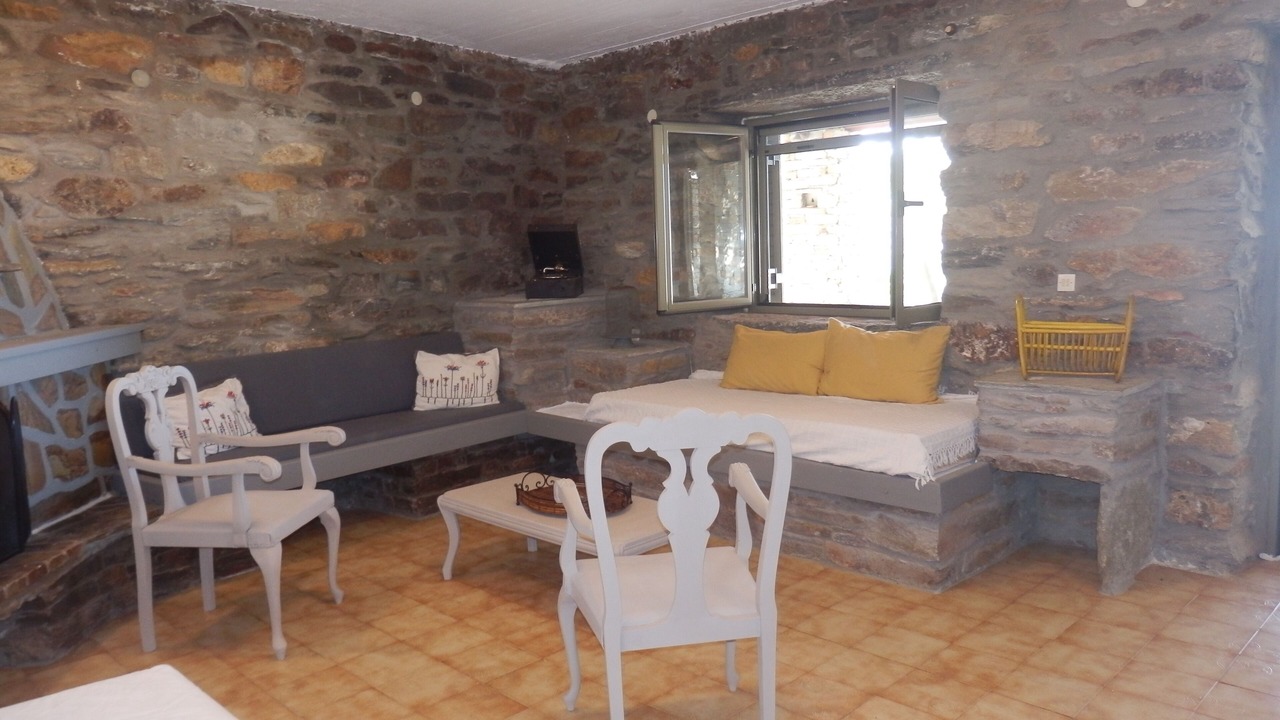 Photo of Bedroom in Koundouros