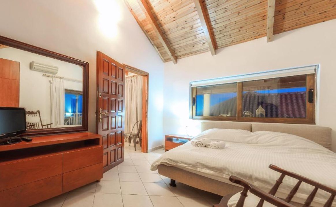 Photo of Bedroom in Alikanas