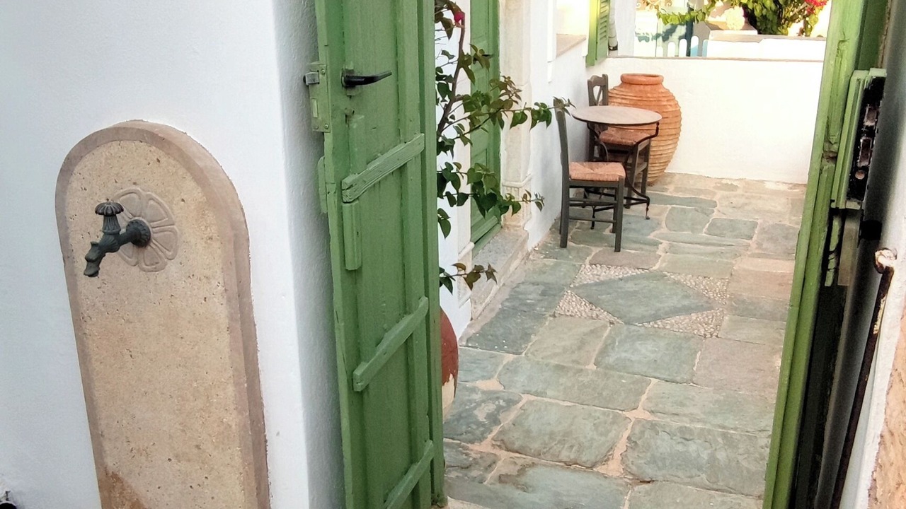 Photo of Outdoor in Folegandros Town
