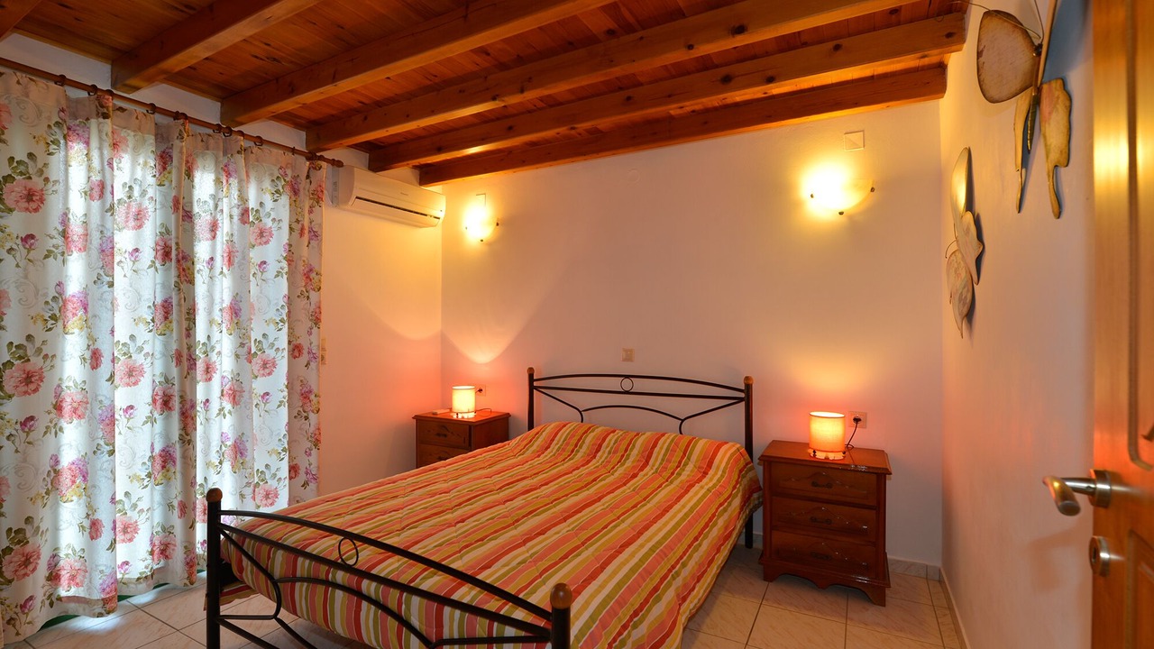 Photo of Bedroom in Drapanos
