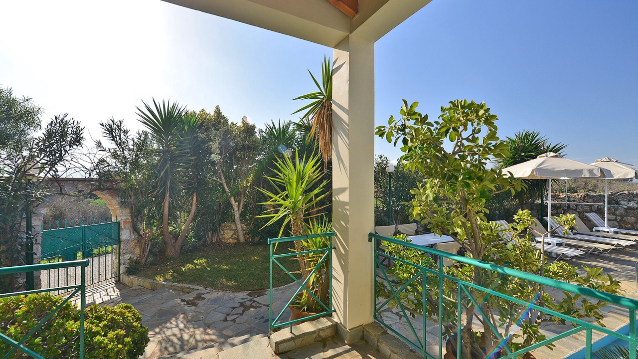 Photo of Patio Balcony in Drapanos