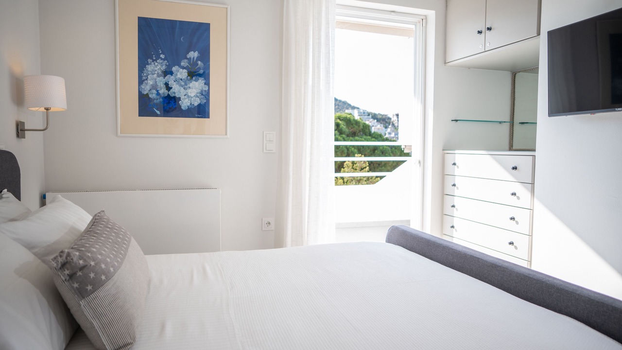 Photo of Bedroom in Saronida