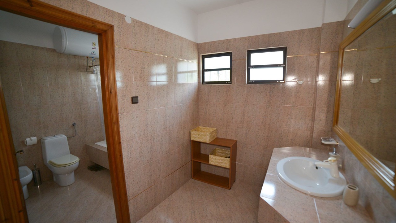 Photo of Bathroom in Tempi