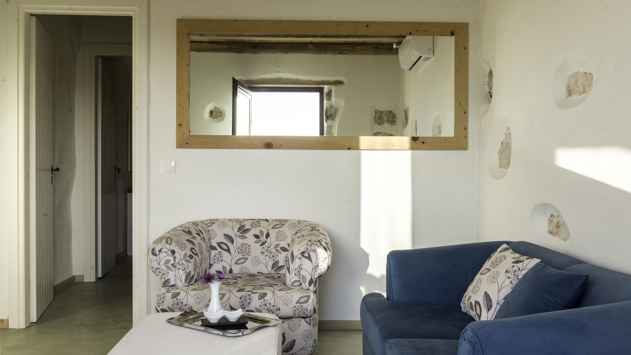 Photo of Livingroom in Armenoi