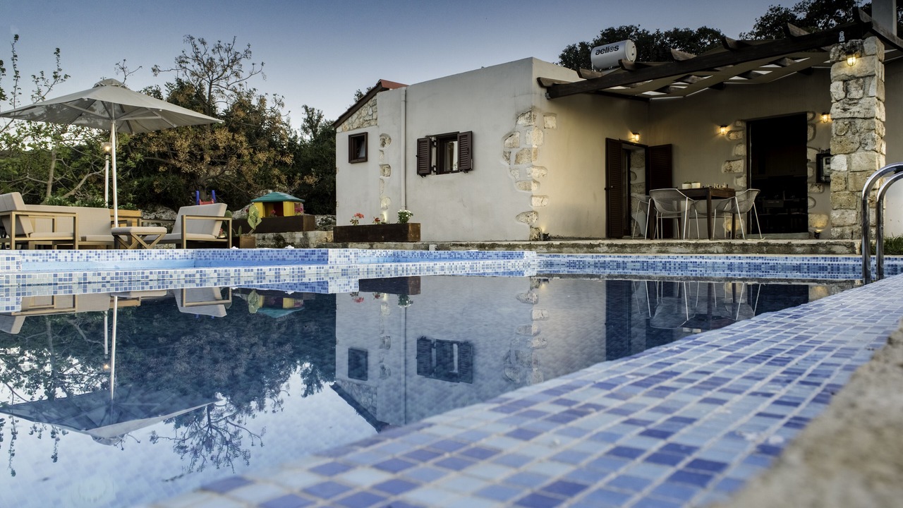 Photo of Outdoor in Armenoi