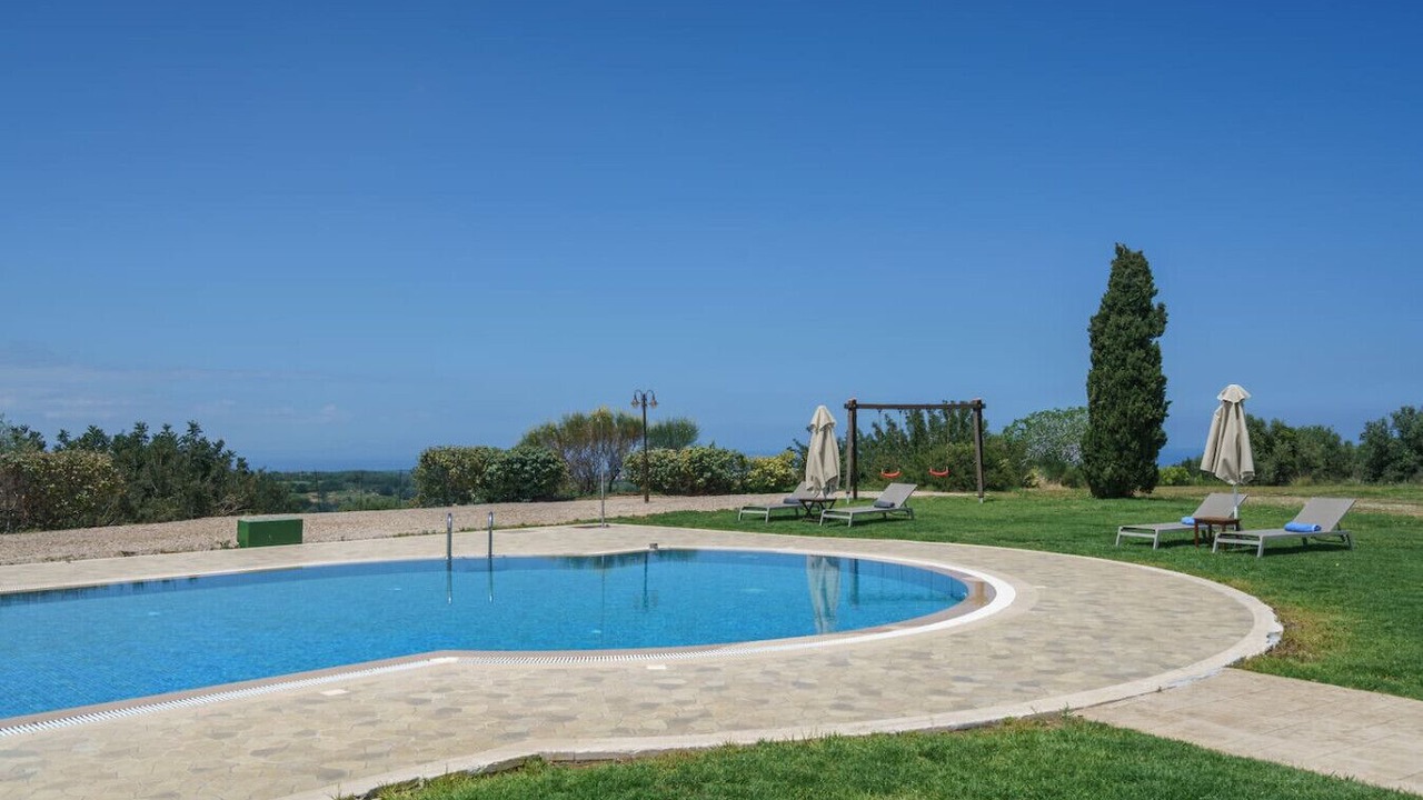 Photo of Outdoor in Pikris