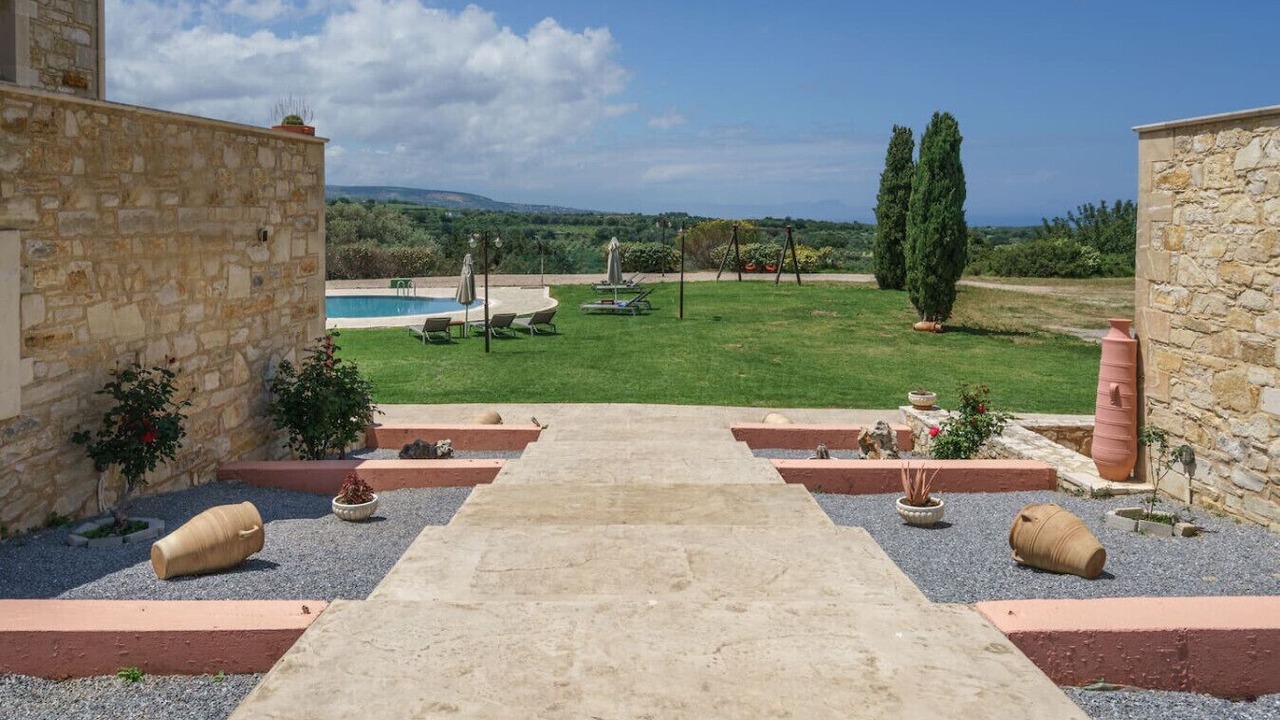 Photo of Outdoor in Pikris