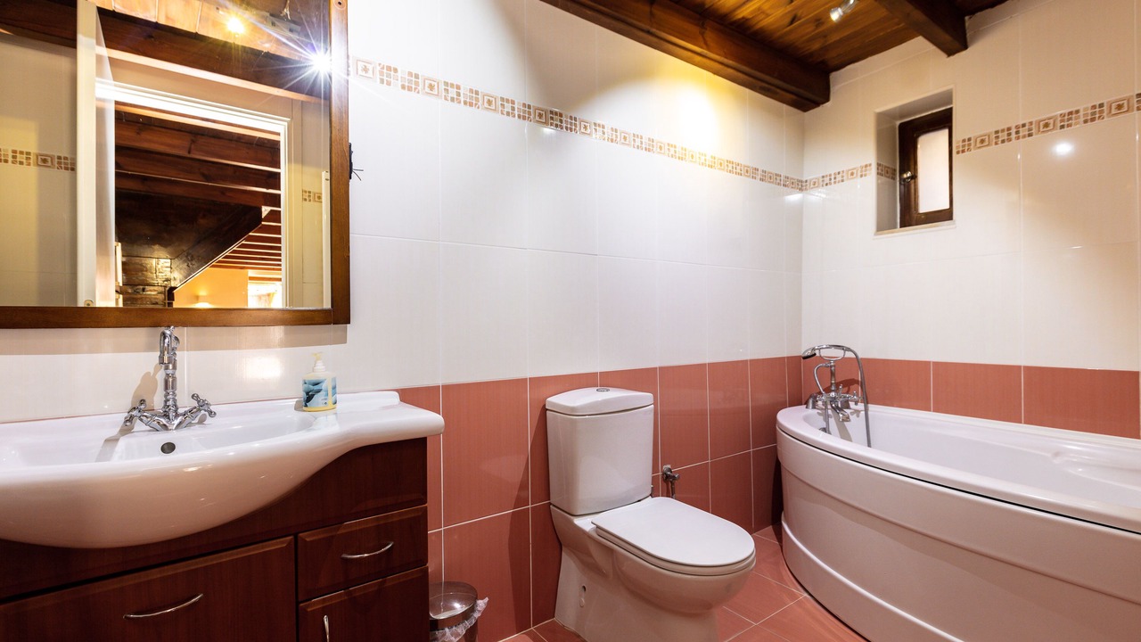 Photo of Bathroom in Spilion