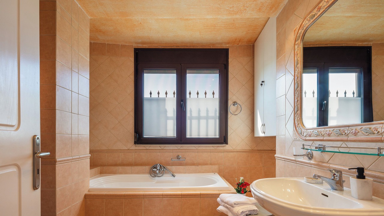 Photo of Bathroom in Prines