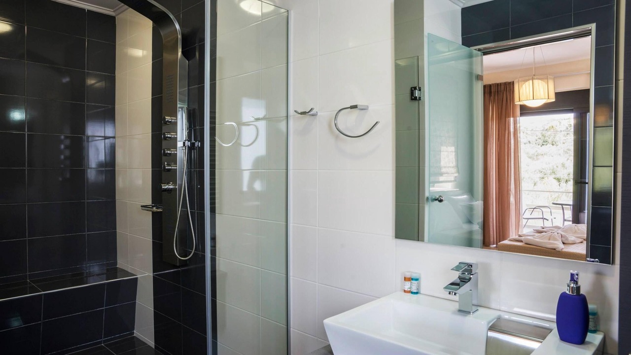 Photo of Bathroom in Almyrida