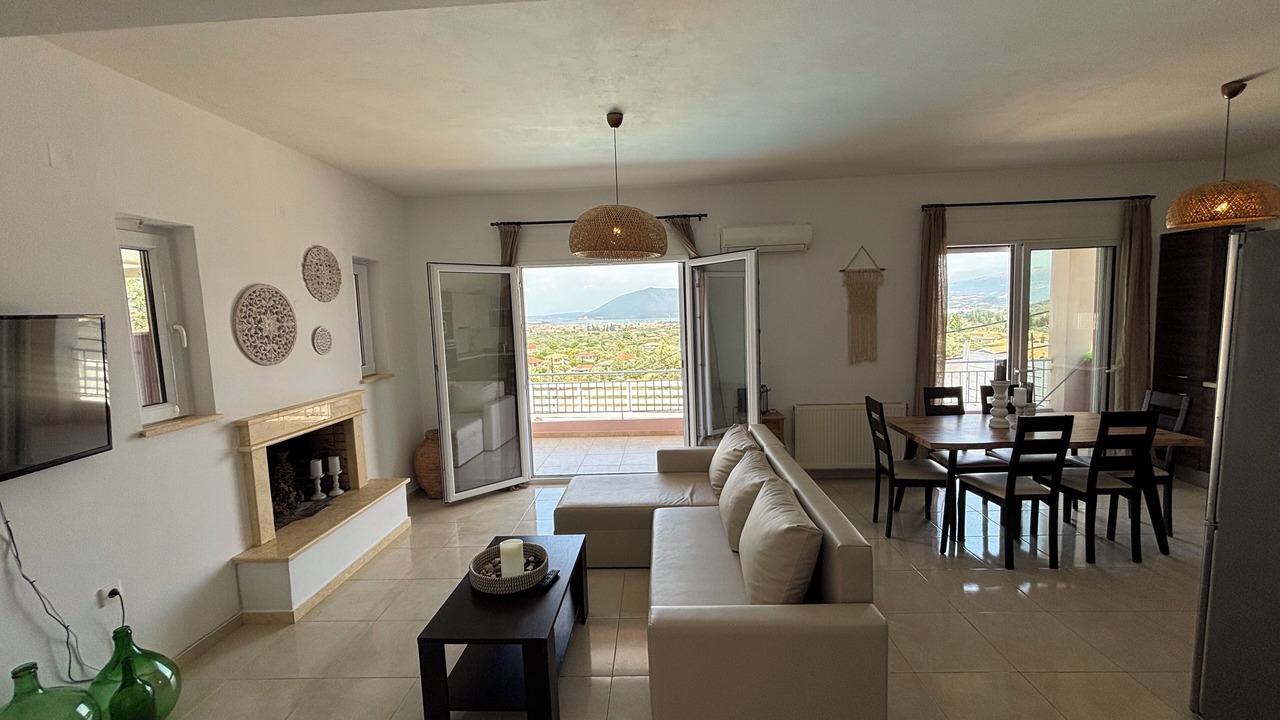 Photo of Livingroom in Apolpaina