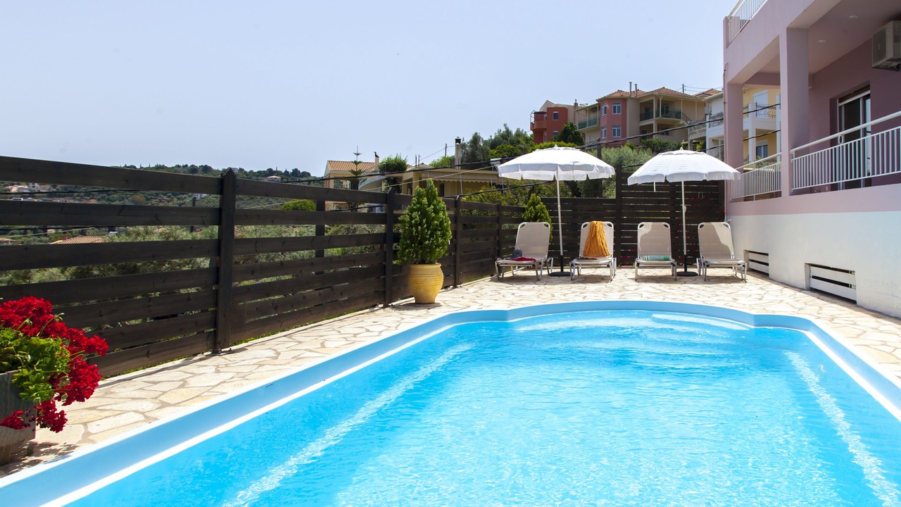 Photo of Outdoor in Apolpaina