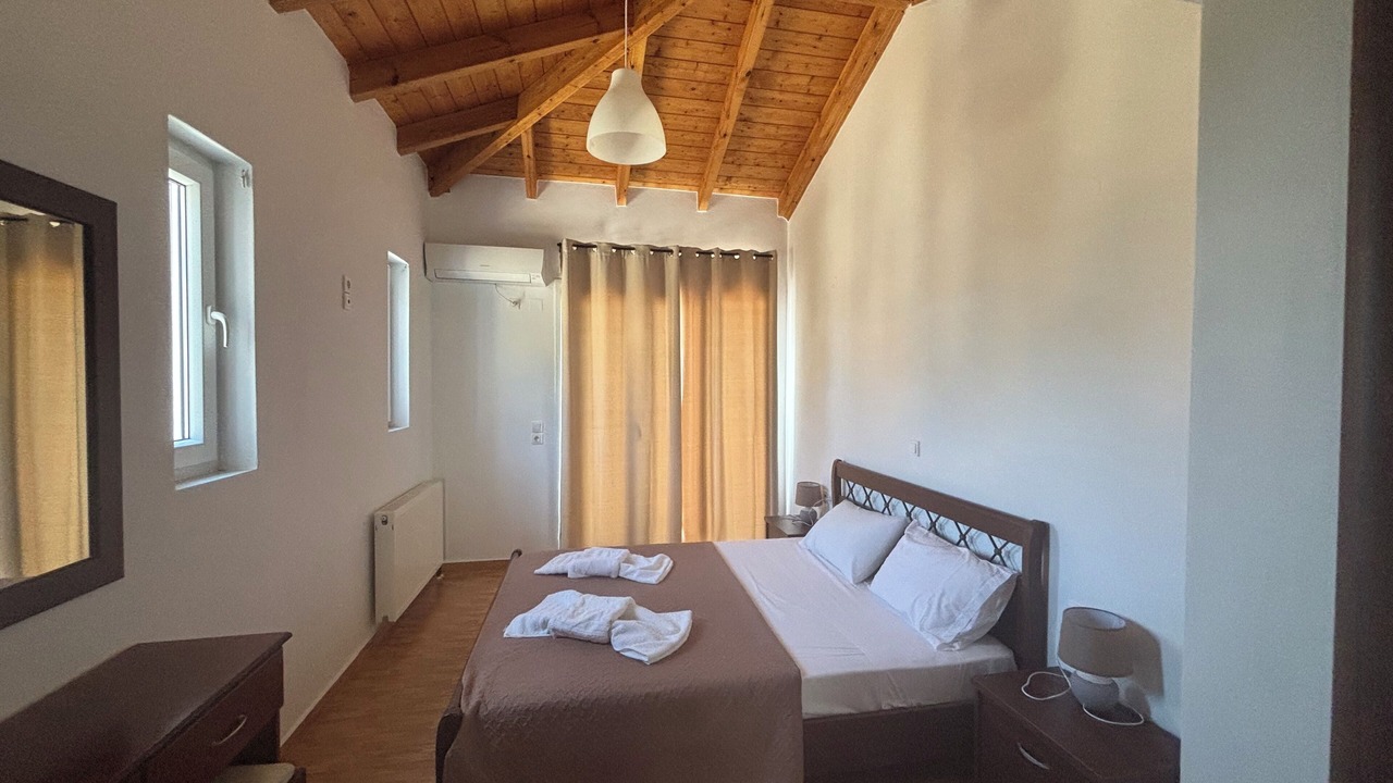 Photo of Bedroom in Apolpaina