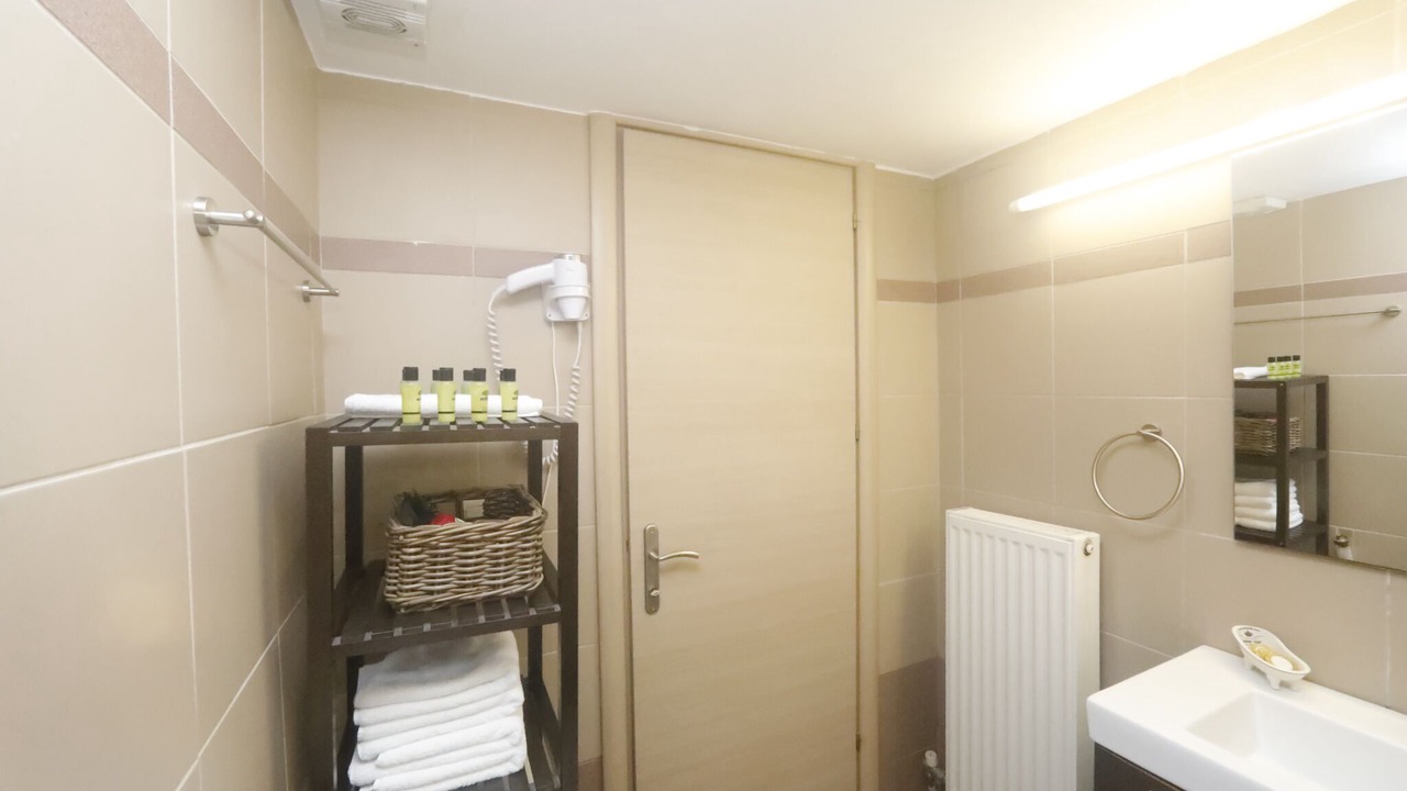 Photo of Bathroom in Athens City Centre