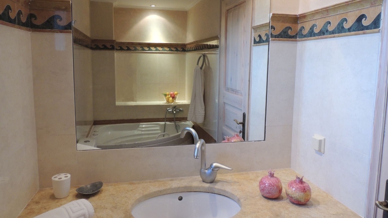 Photo of Bathroom in Katouna