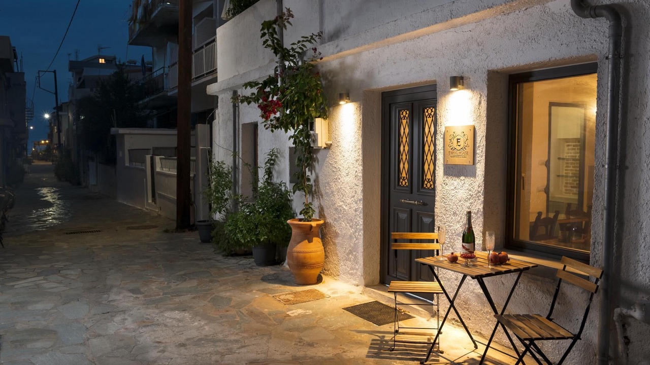 Photo of Outdoor in Koum Kapi