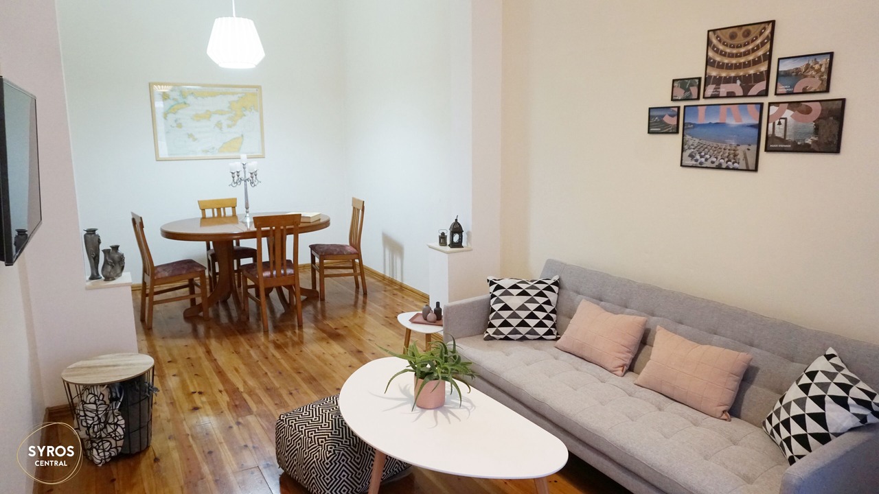 Photo of Bedroom in Ermoupoli
