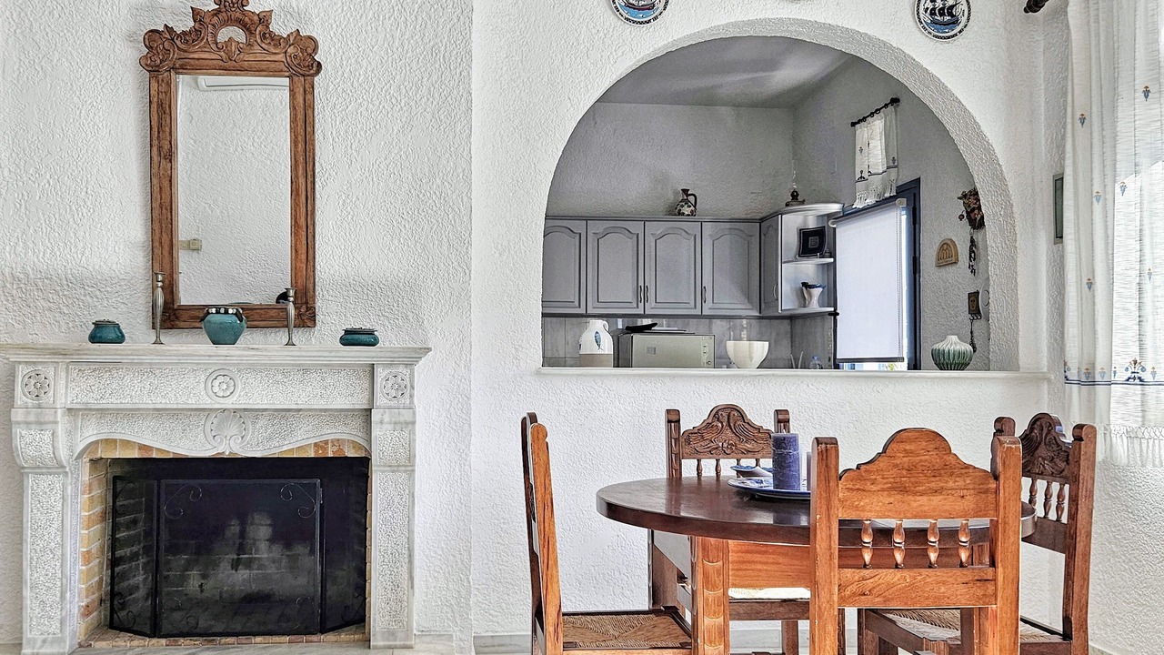 Photo of Livingroom in Megas Yialos-Nites