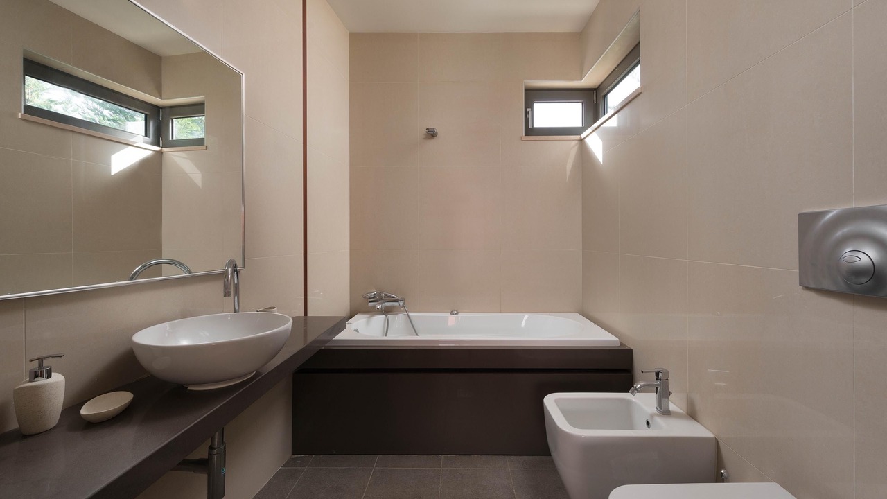 Photo of Bathroom in Ixia