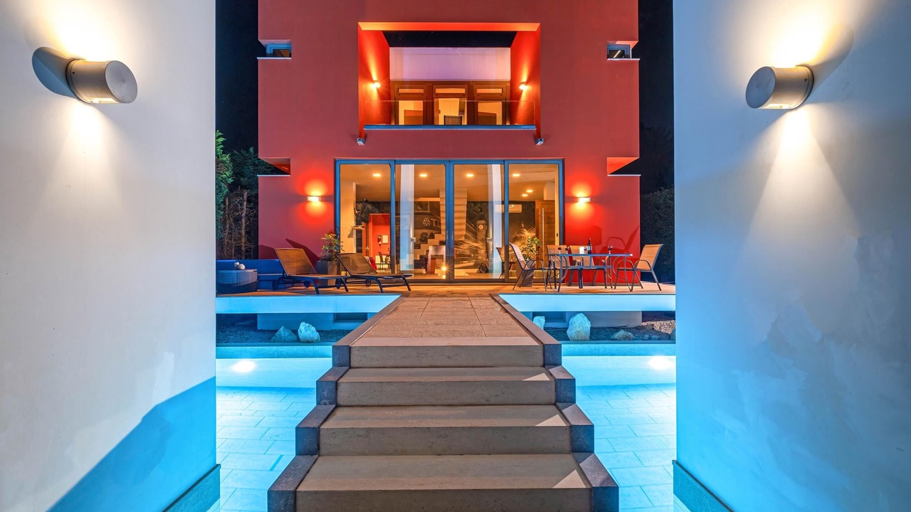 Photo of Outdoor in Ixia