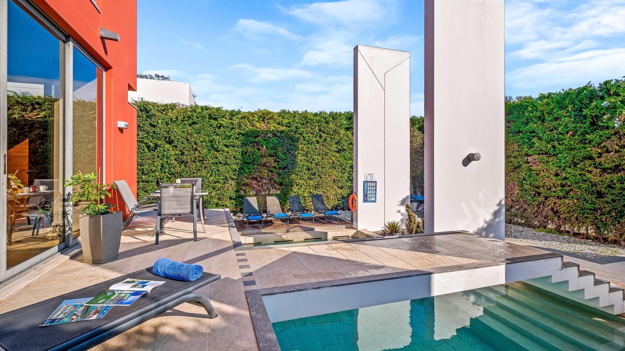 Photo of Outdoor in Ixia