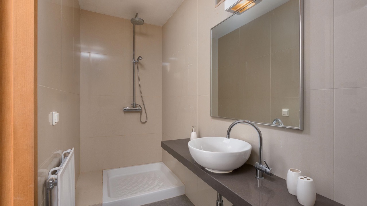 Photo of Bathroom in Ixia