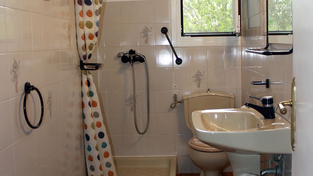 Photo of Bathroom in Melikia