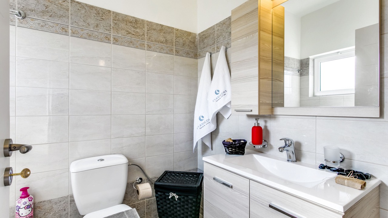 Photo of Bathroom in Kalyves