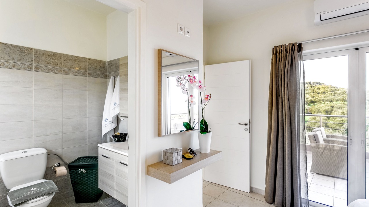 Photo of Bathroom in Kalyves