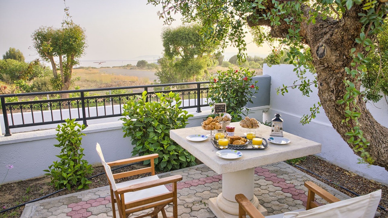 Photo of Others in Pefkos