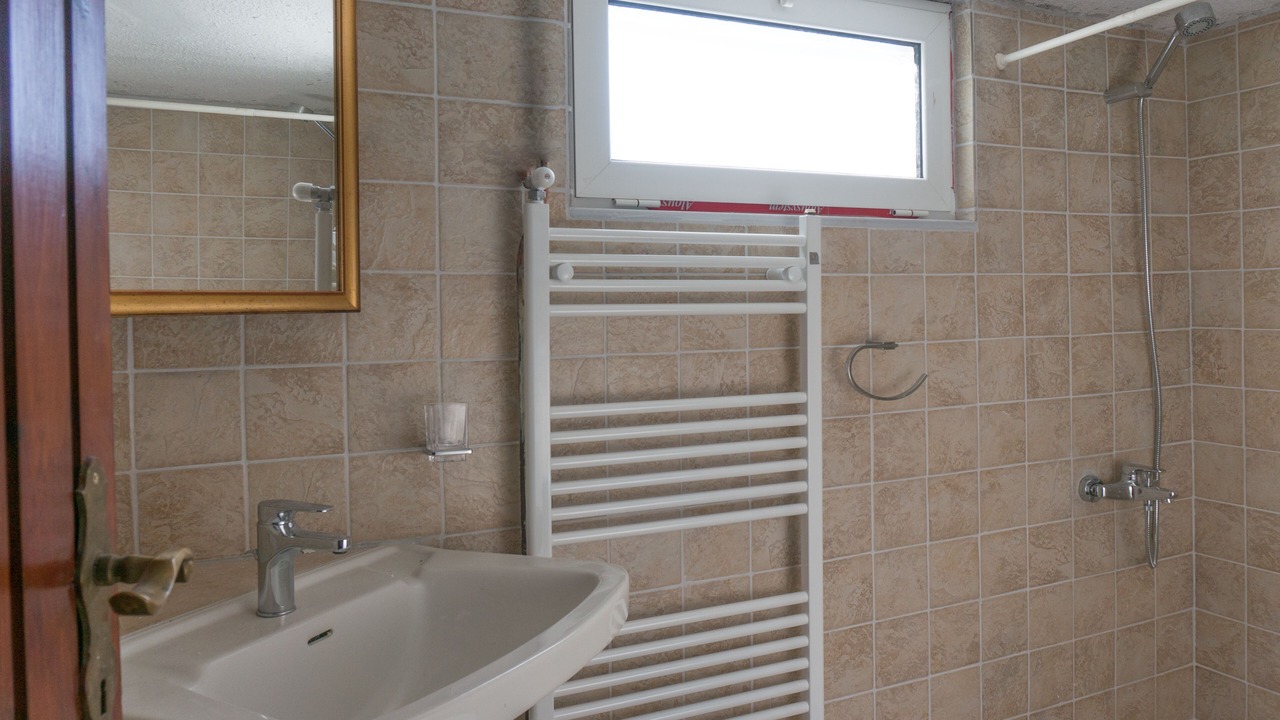 Photo of Bathroom in Corinthia Region